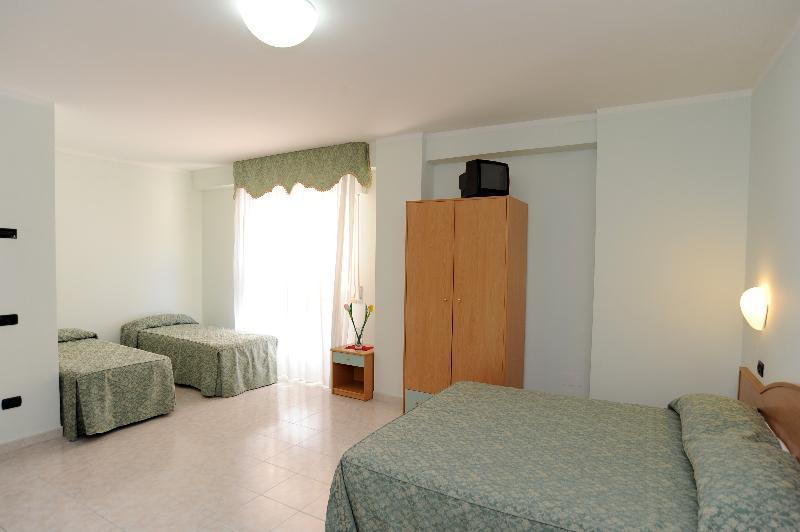 Hotel Garden سان جيوفاني روتوندو المظهر الخارجي الصورة