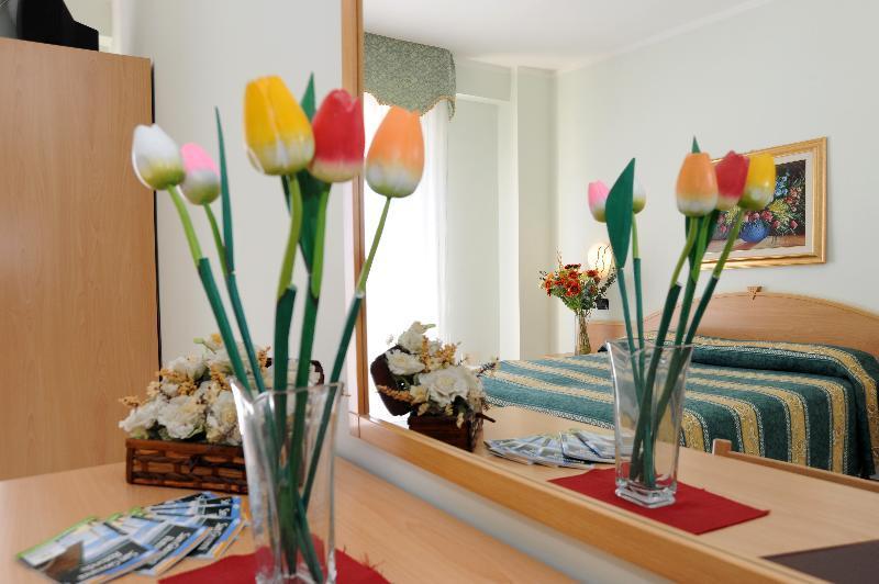 Hotel Garden سان جيوفاني روتوندو المظهر الخارجي الصورة