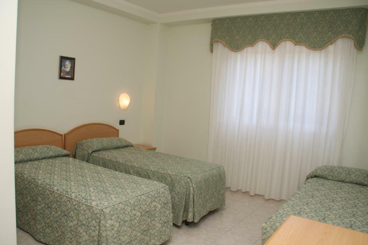 Hotel Garden سان جيوفاني روتوندو المظهر الخارجي الصورة